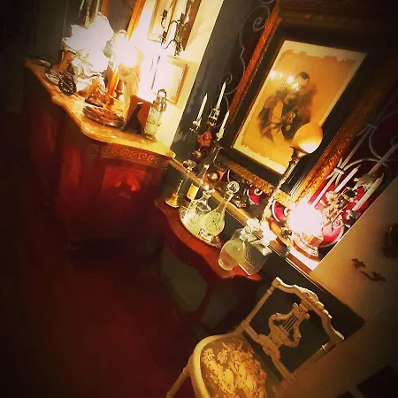 Bed & Breakfast La Des Remparts 3*